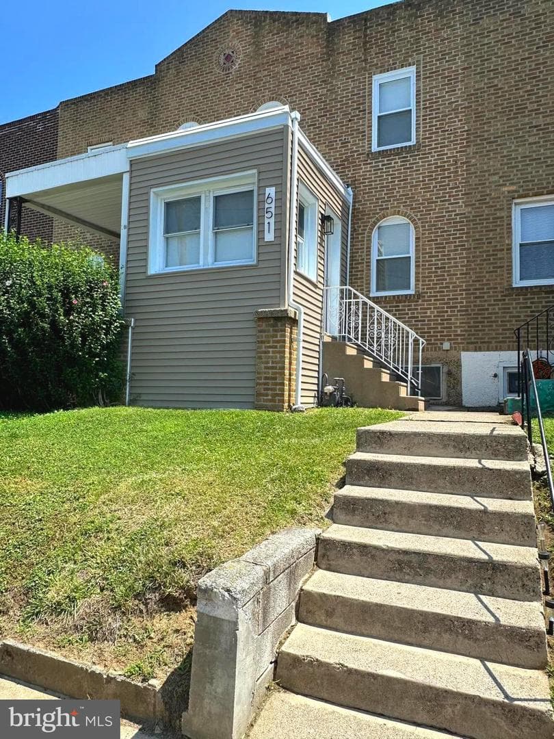 651 Copley Rd, Upper Darby