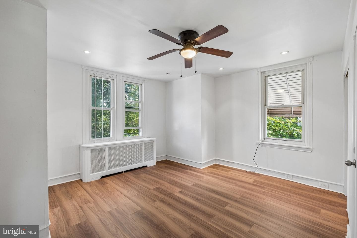 627 Walnut Street photo 28