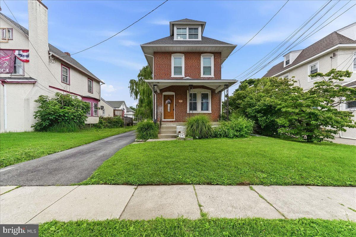 251 Burmont, Drexel Hill