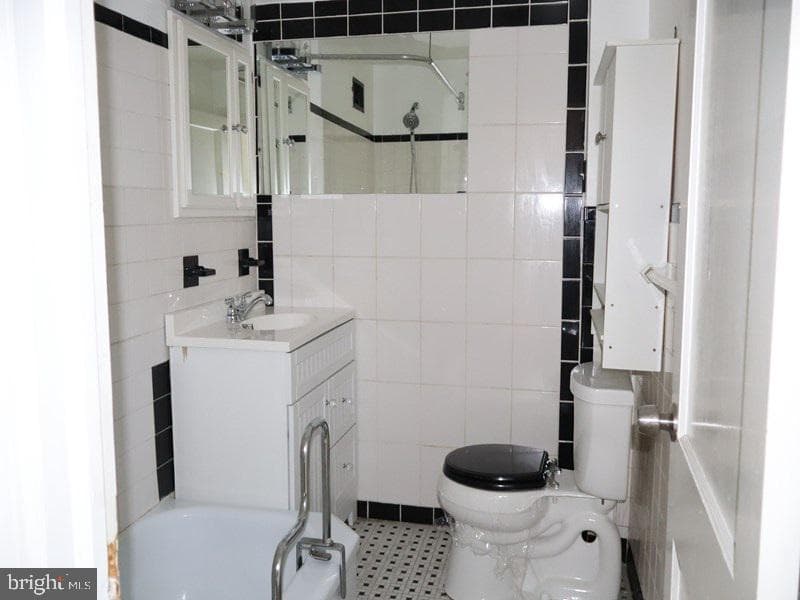 314 Felton Ave photo 17