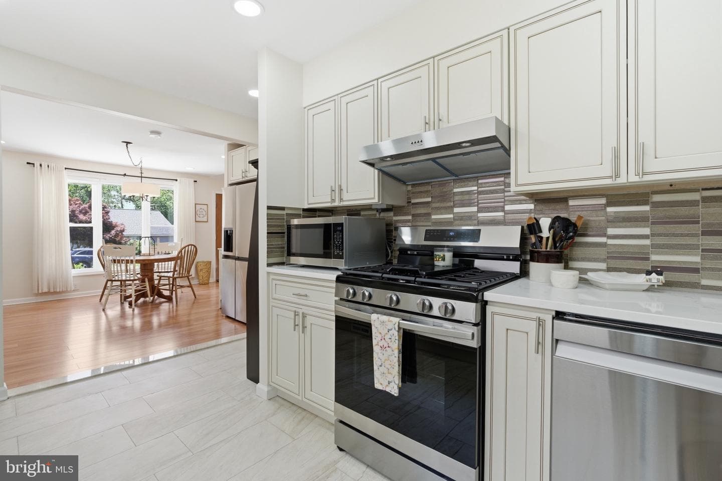 1435 Windsor Park Lane photo 11