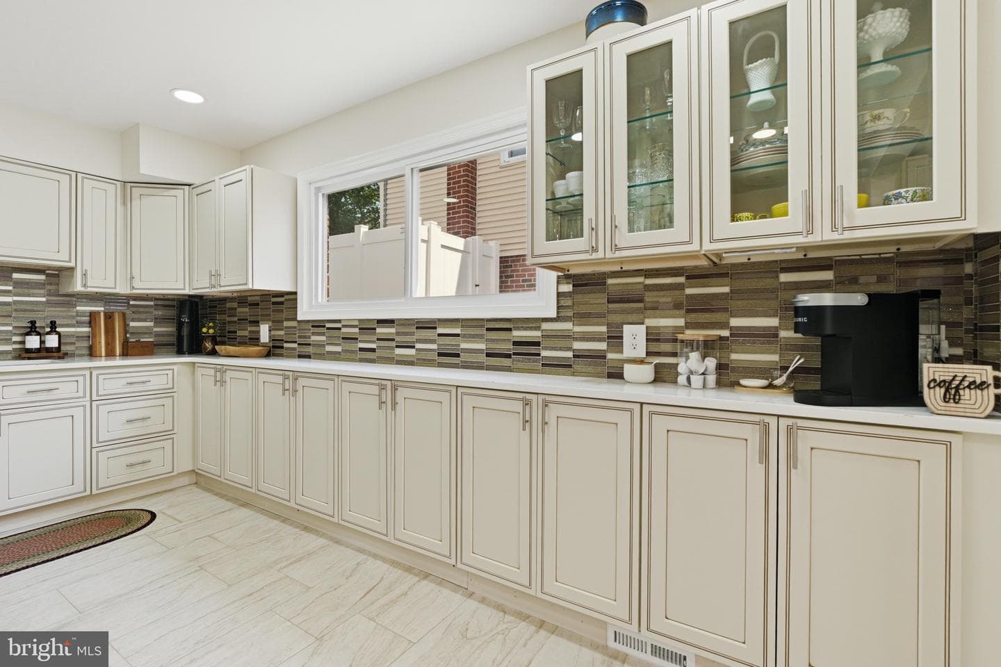 1435 Windsor Park Lane photo 12