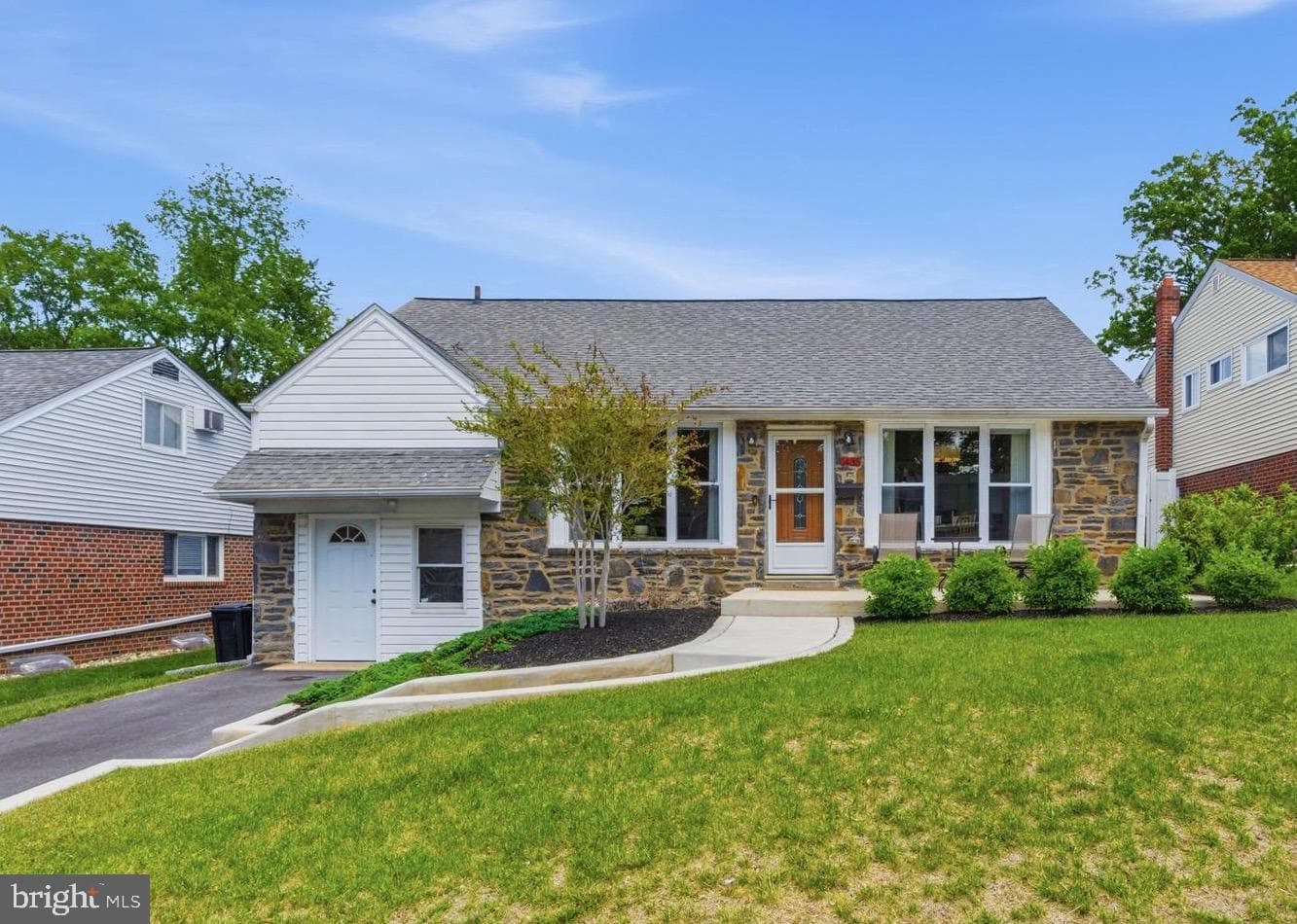 1435 Windsor Park Lane, Havertown
