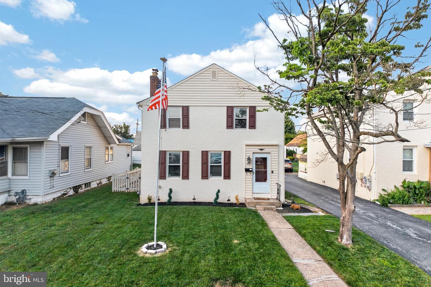 215 Ash Road, Wallingford