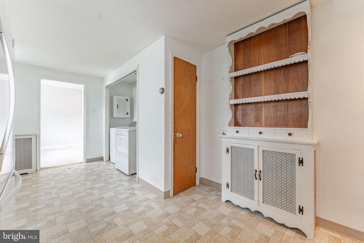 855 Martin Avenue photo 18