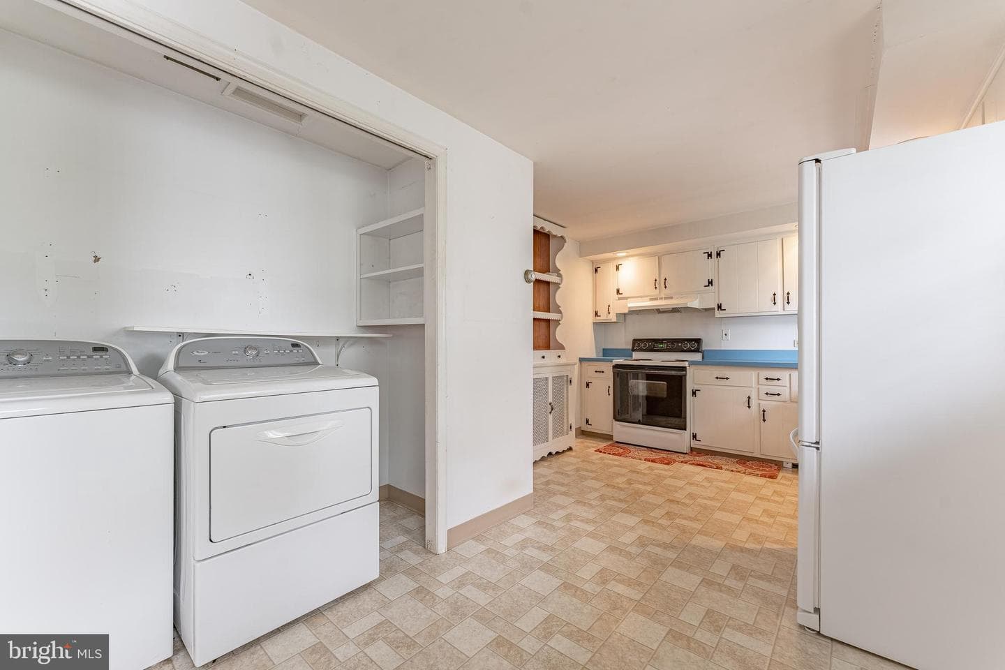 855 Martin Avenue photo 20