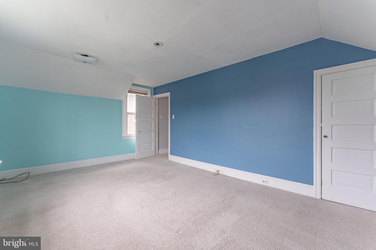 855 Martin Avenue photo 23
