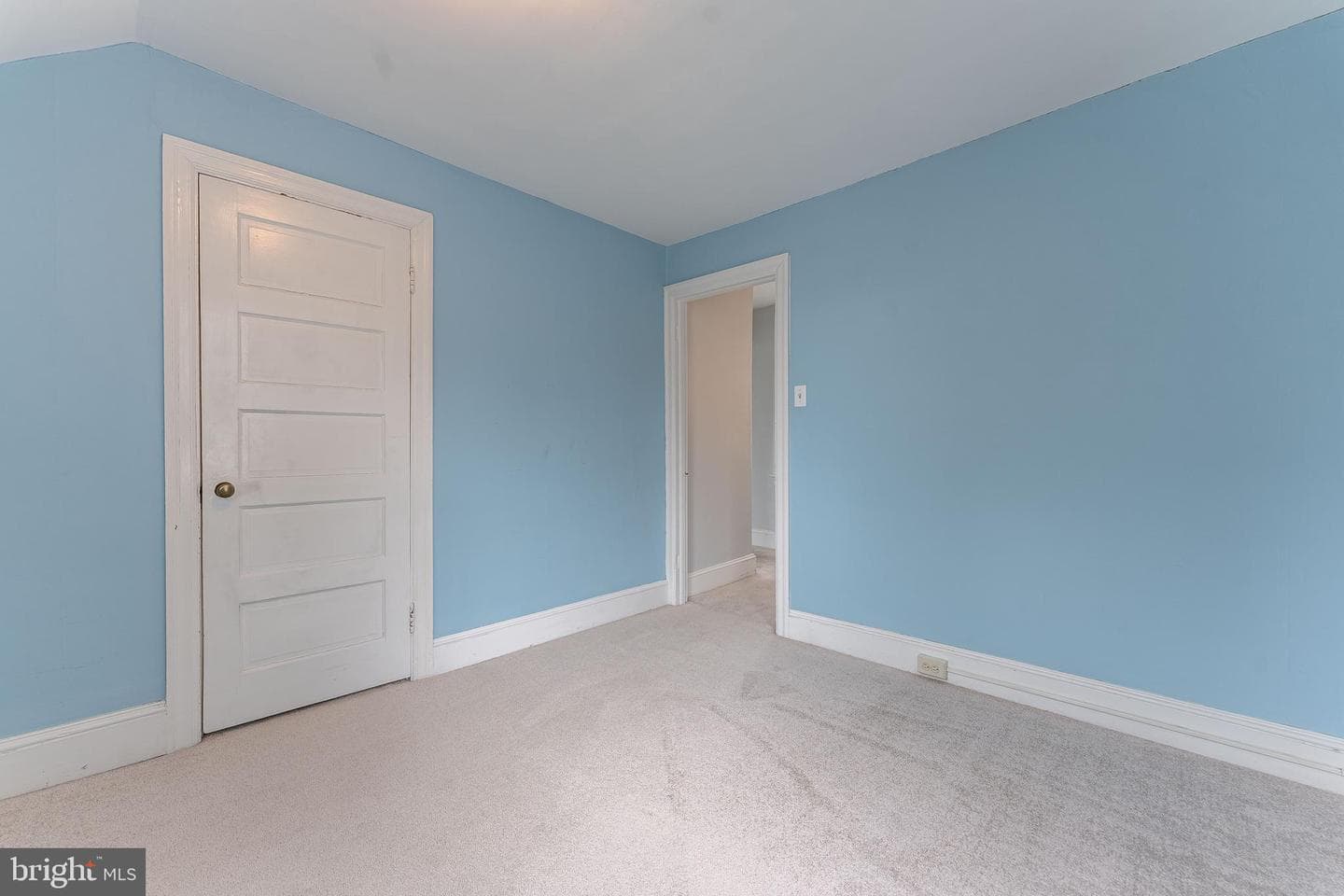 855 Martin Avenue photo 28