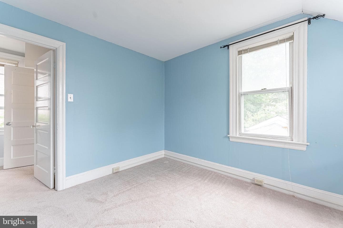 855 Martin Avenue photo 29