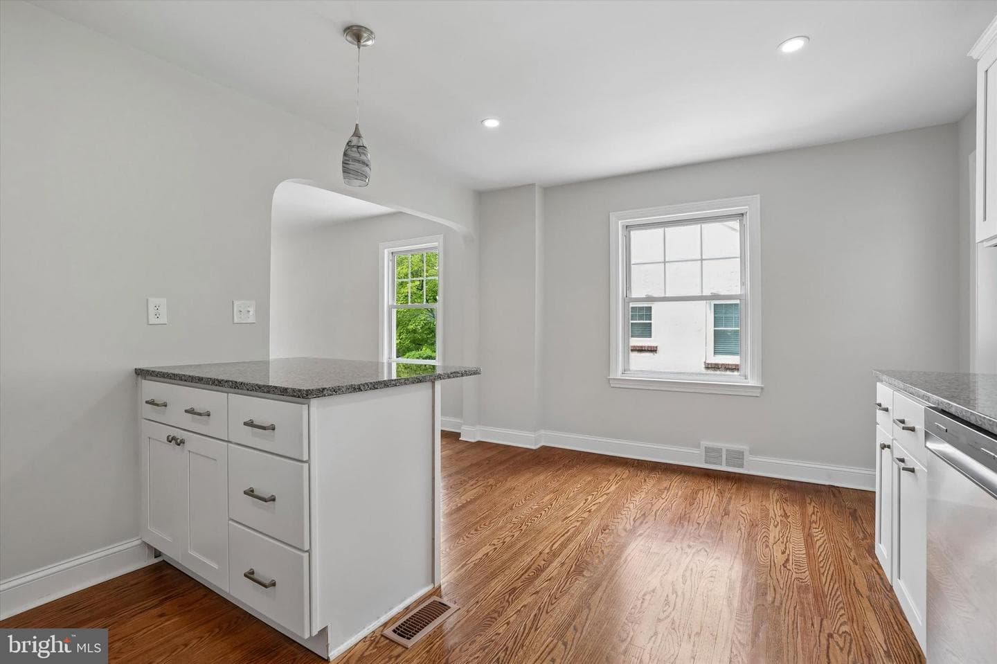 505 Glendale Road photo 12