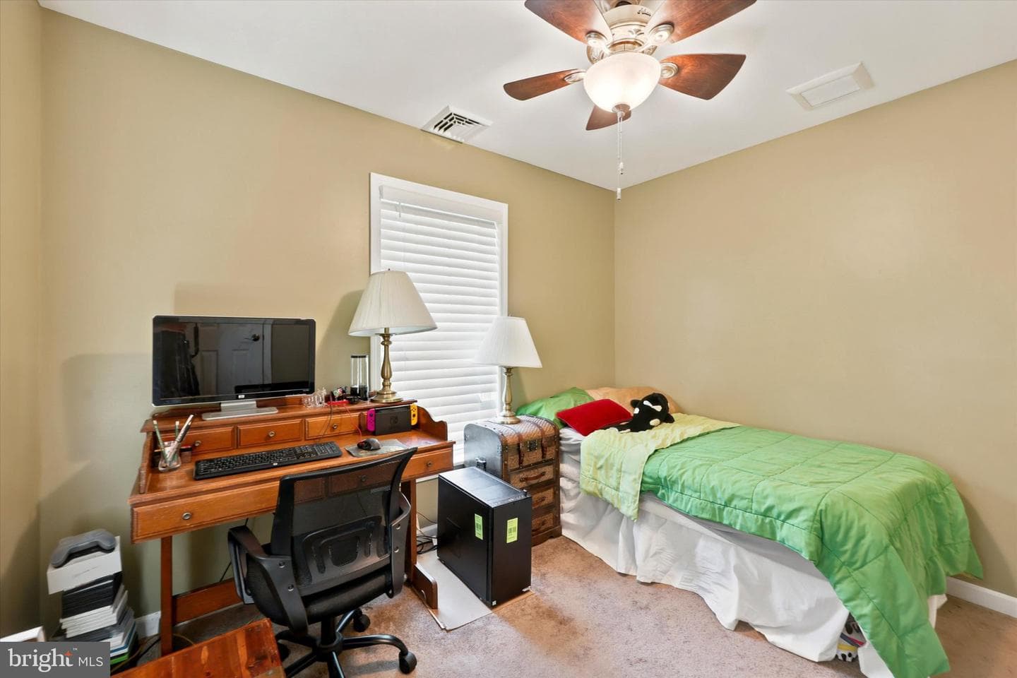 553 S Orange Street photo 20