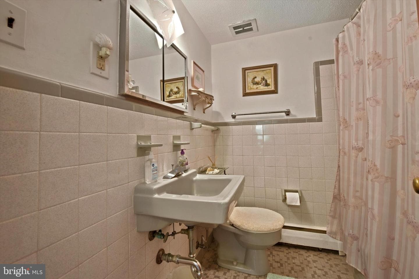 412 N Wayne Avenue #208 photo 13