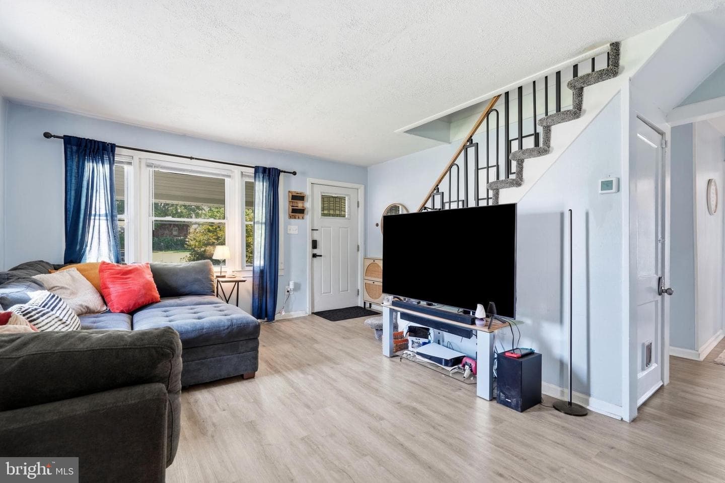 2418 4th Avenue photo 4