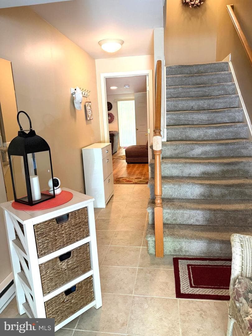 53 Hoag Lane photo 5