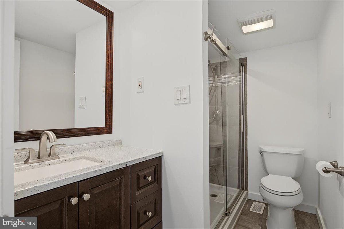 239 E Chelsea Circle photo 15