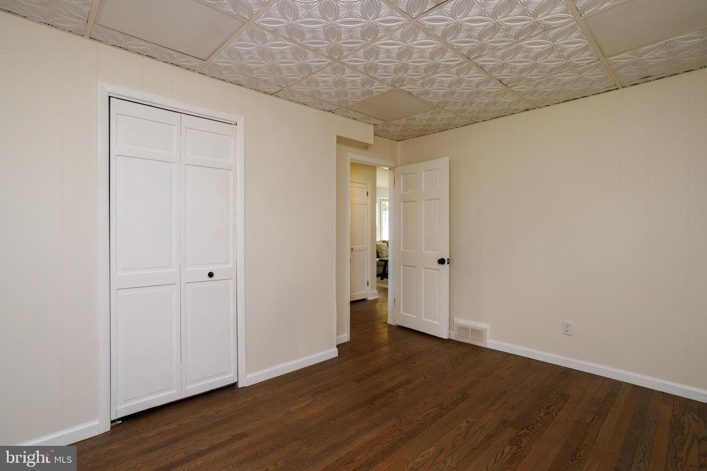 652 Meetinghouse Road photo 19