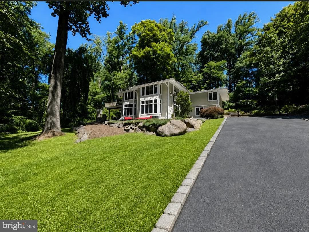 756 Camp Woods Road, Villanova