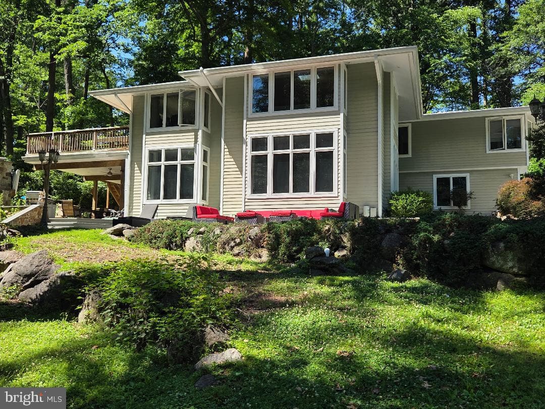 756 Camp Woods Road, Villanova