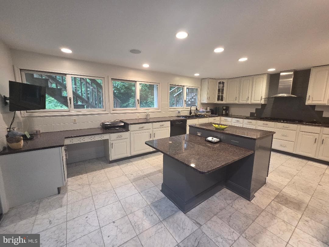 756 Camp Woods Road photo 21