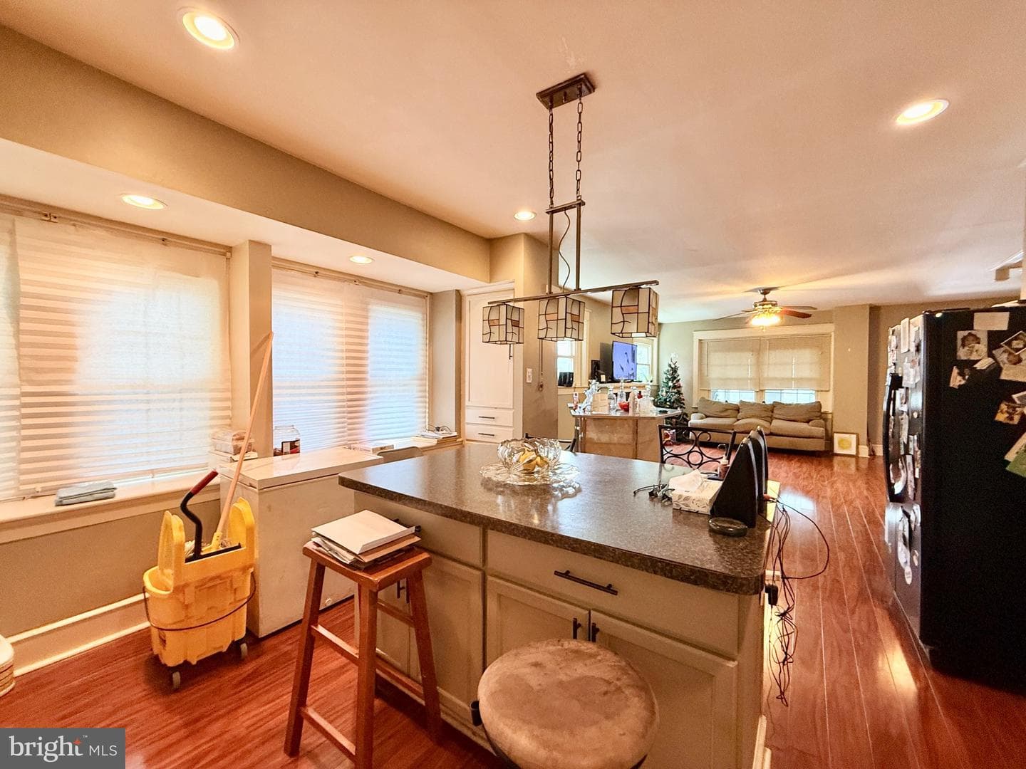 2315 Madison Street photo 8