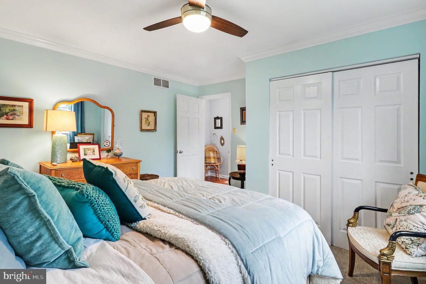 25 E Knowlton Road photo 42