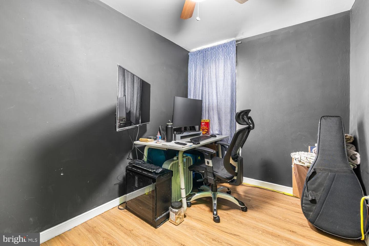 345 Holmes Road photo 21