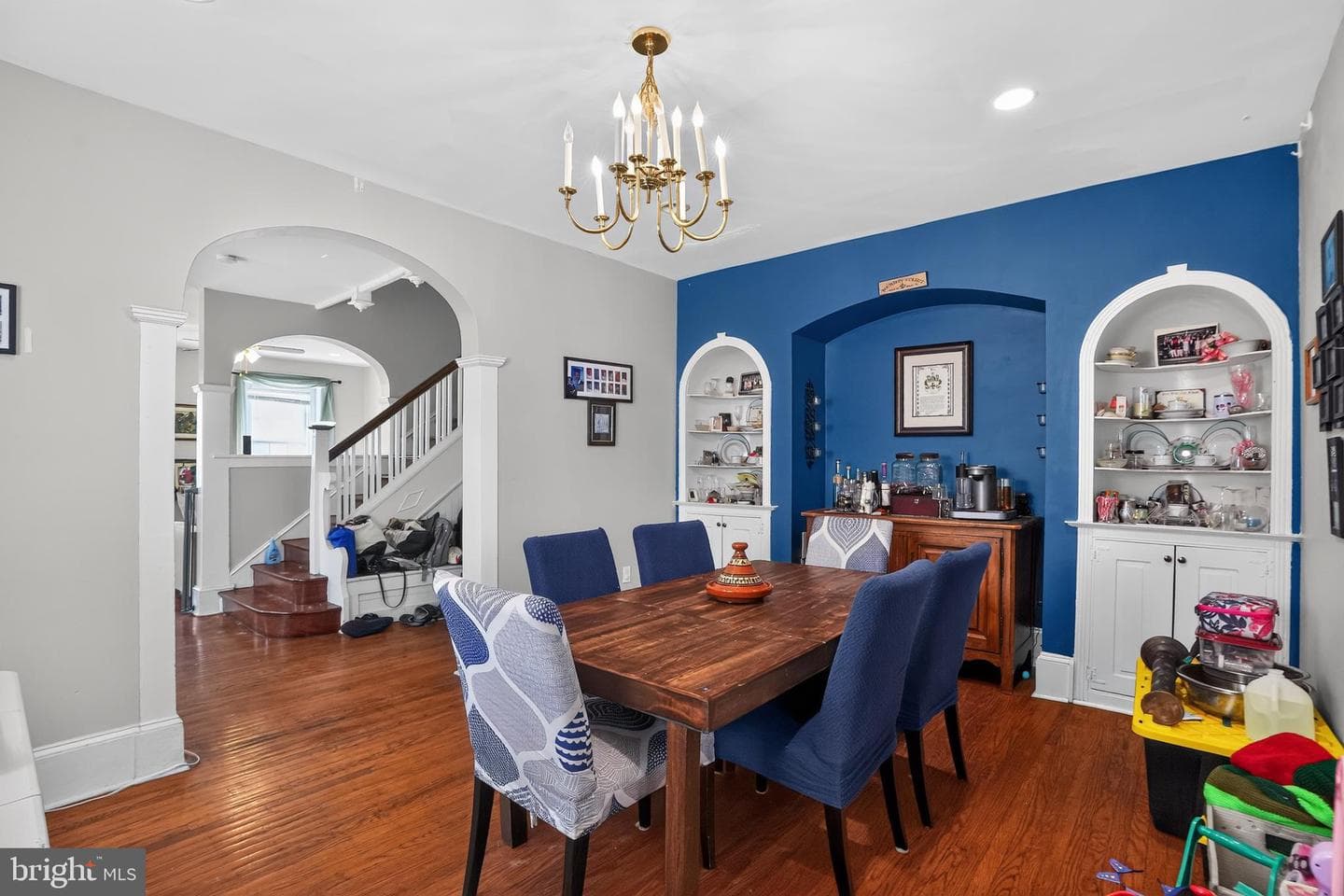 103 Lincoln photo 11