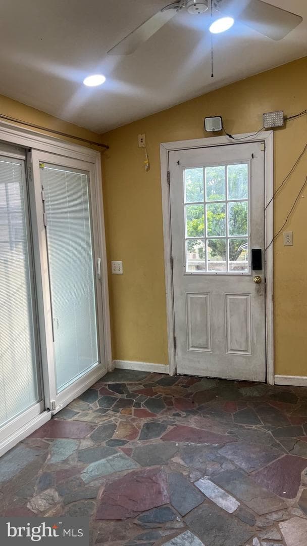 227 Ardmore Avenue photo 17