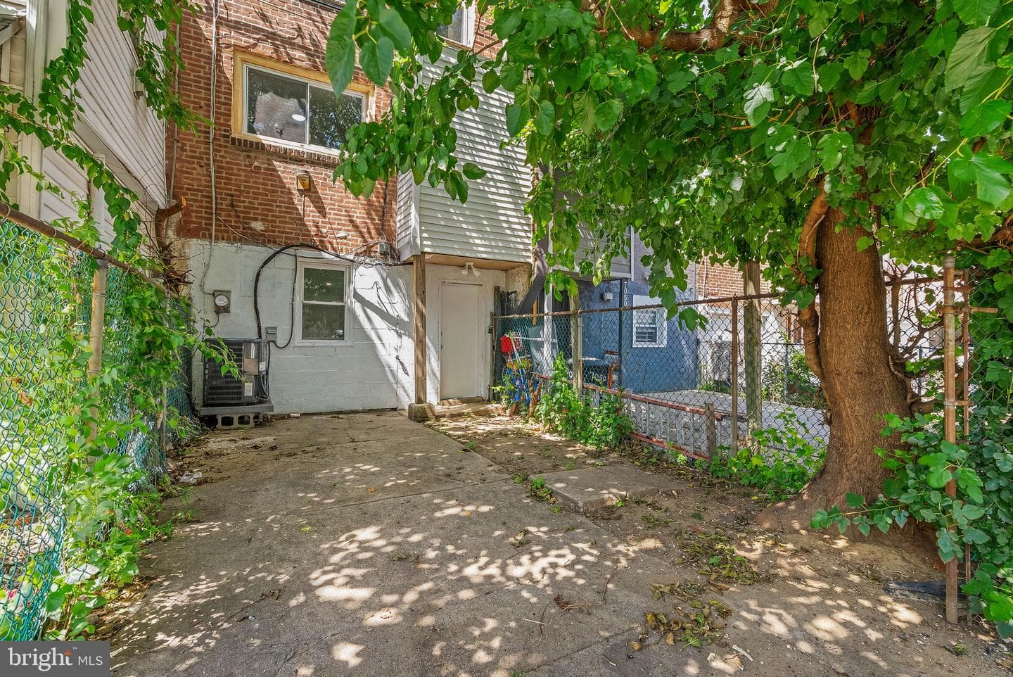 7052 Aberdeen Road photo 27