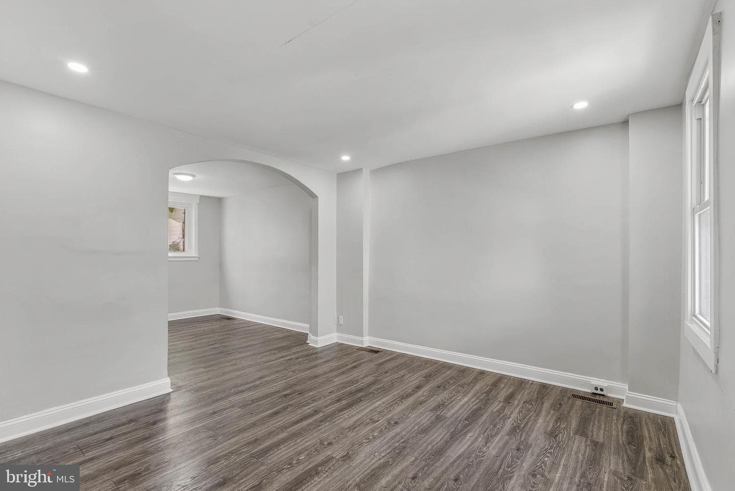 7052 Aberdeen Road photo 5