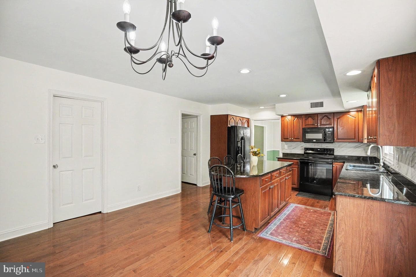 444 Valleybrook Road photo 23