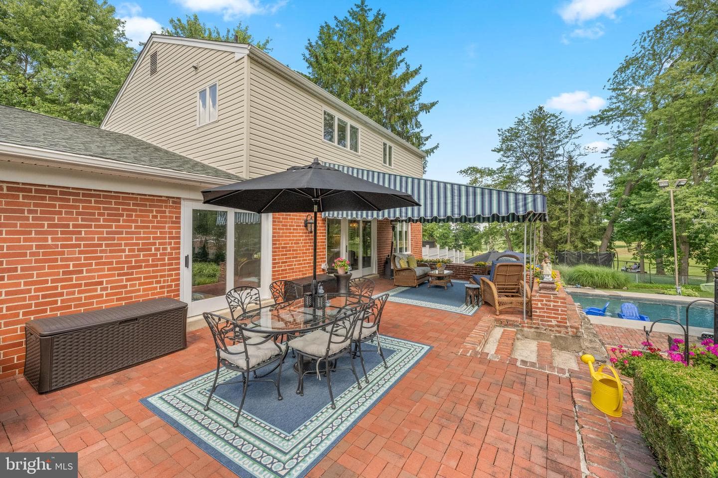 217 Hemlock Lane, Springfield