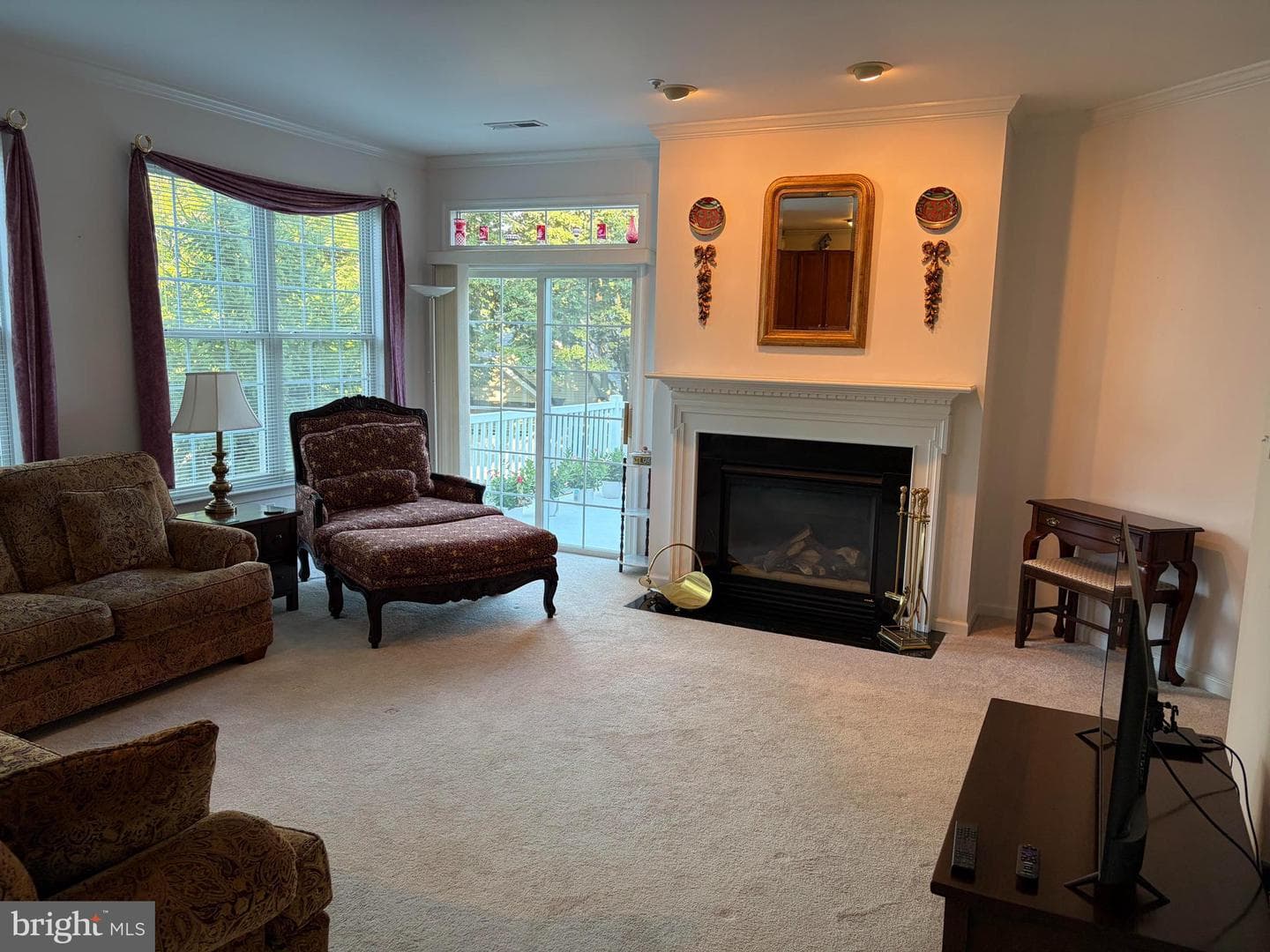 1601 Country Club Drive, Springfield
