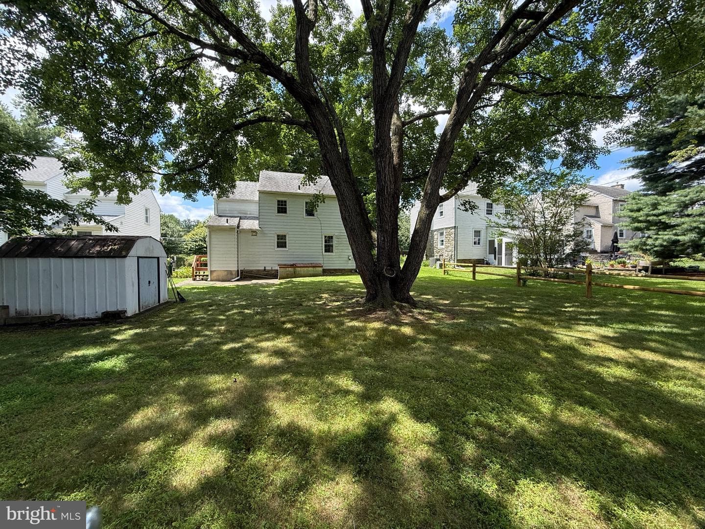 23 W Woodland Avenue photo 10