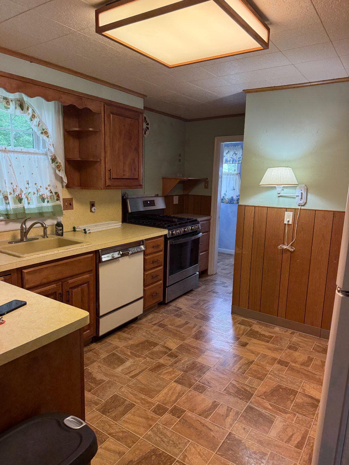 23 W Woodland Avenue photo 16
