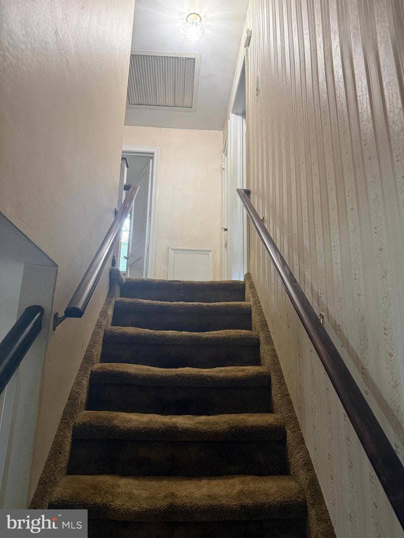 23 W Woodland Avenue photo 42