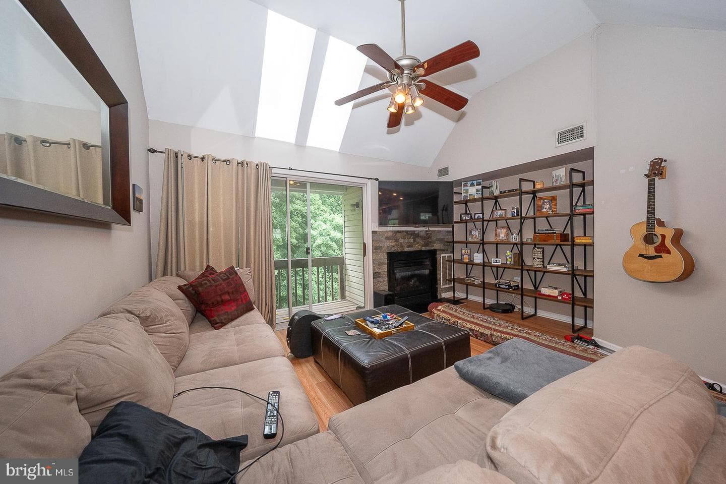 421 Derry Drive #421 photo 9