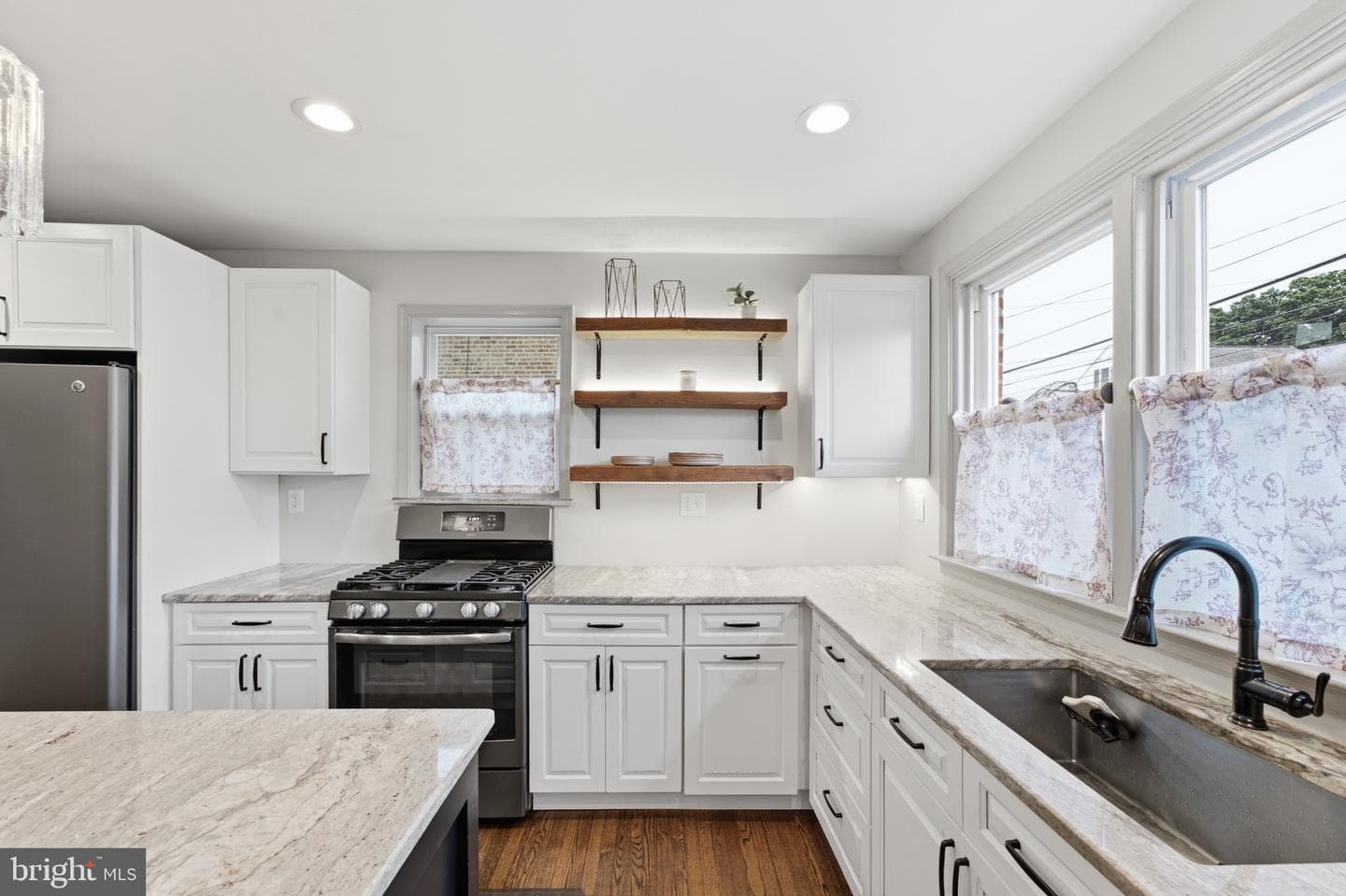 1024 Cobbs Street photo 7