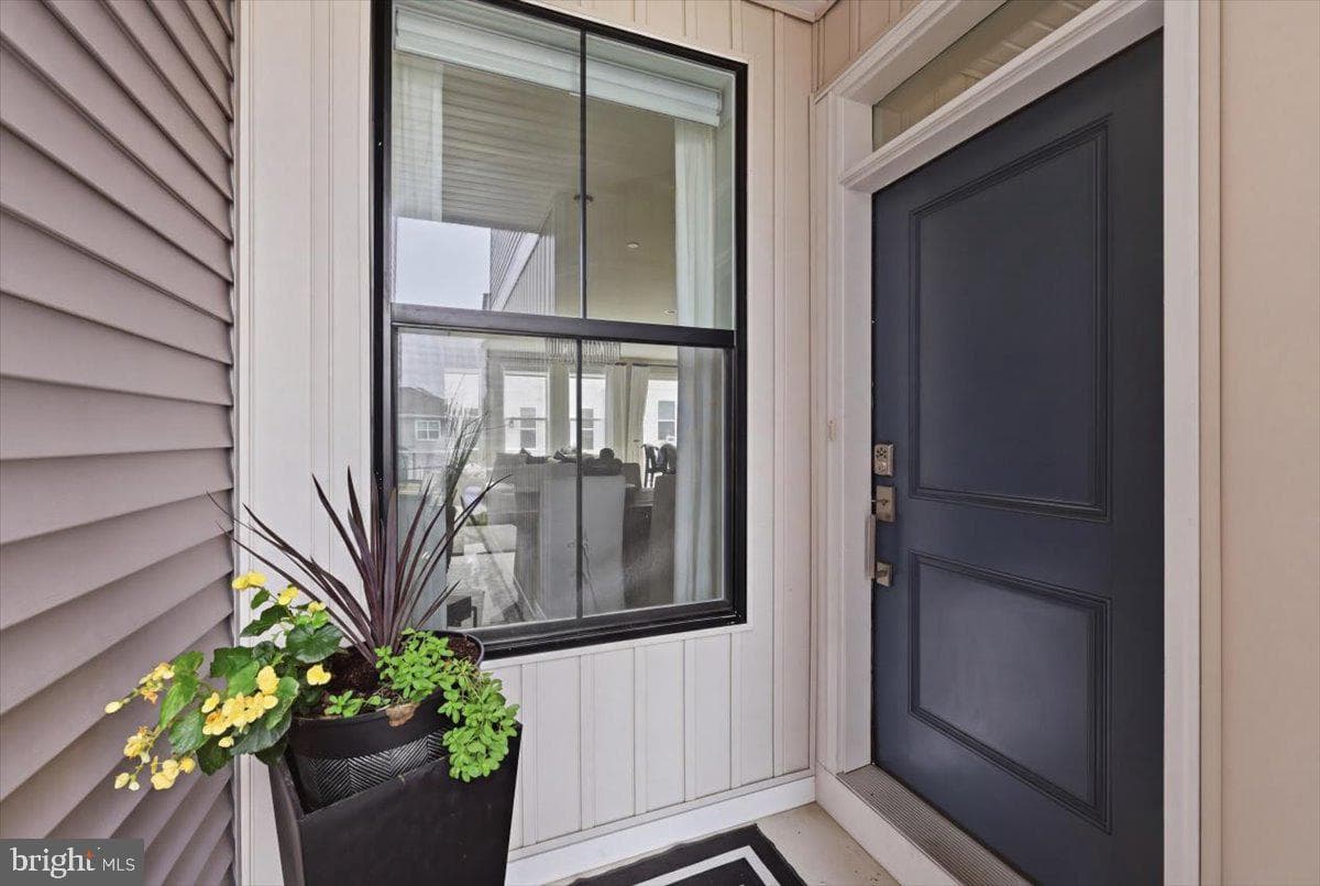 306 Segel Drive photo 4
