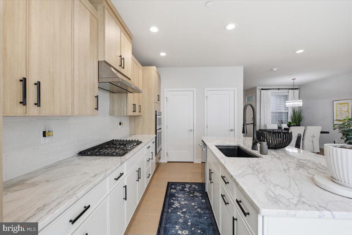 306 Segel Drive photo 8