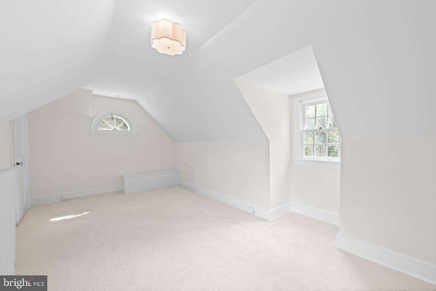 847 Lesley Road photo 59