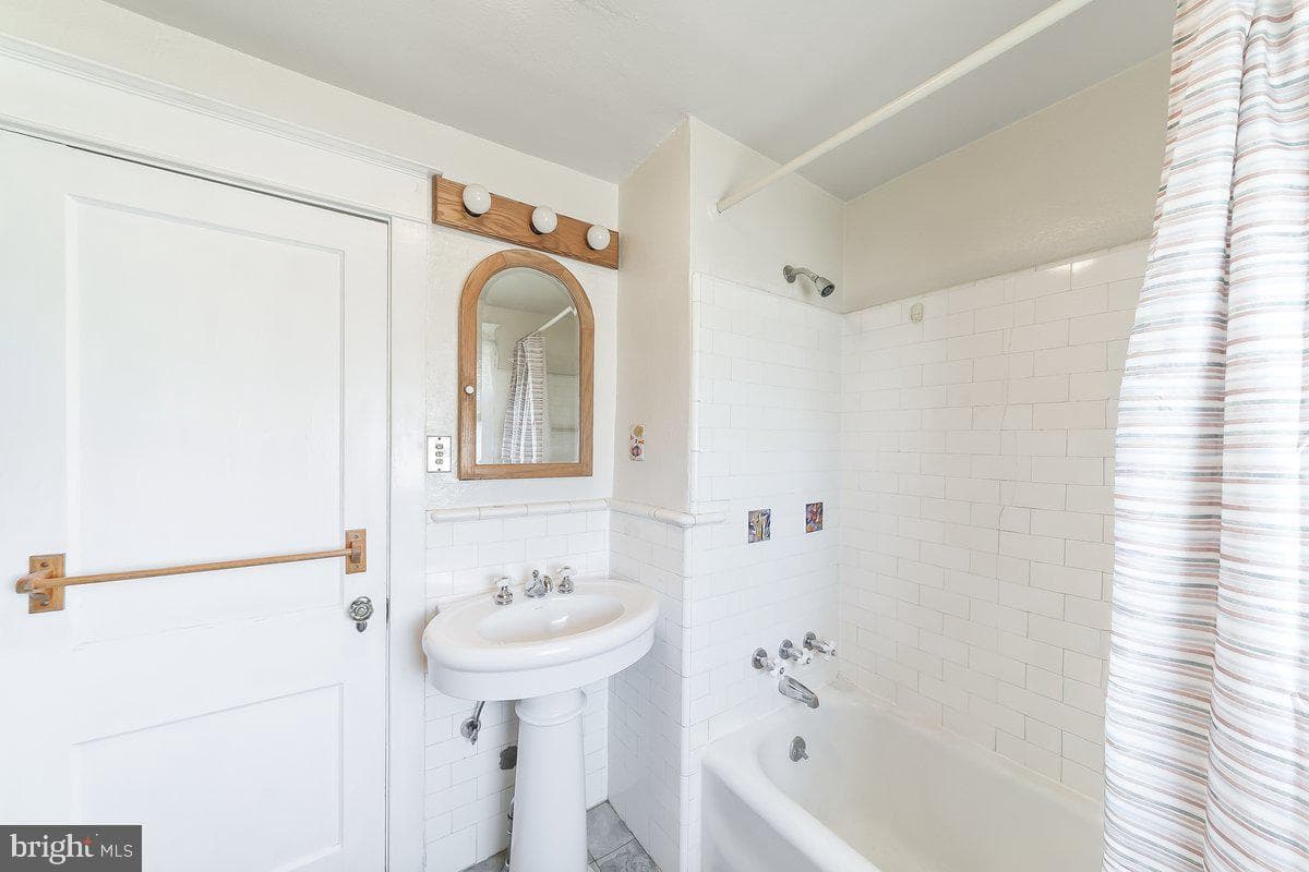 512 Tatnall Avenue photo 24
