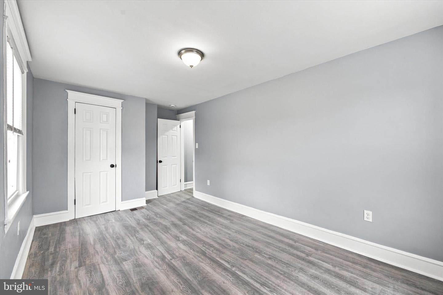 216 Woodlawn Avenue photo 17