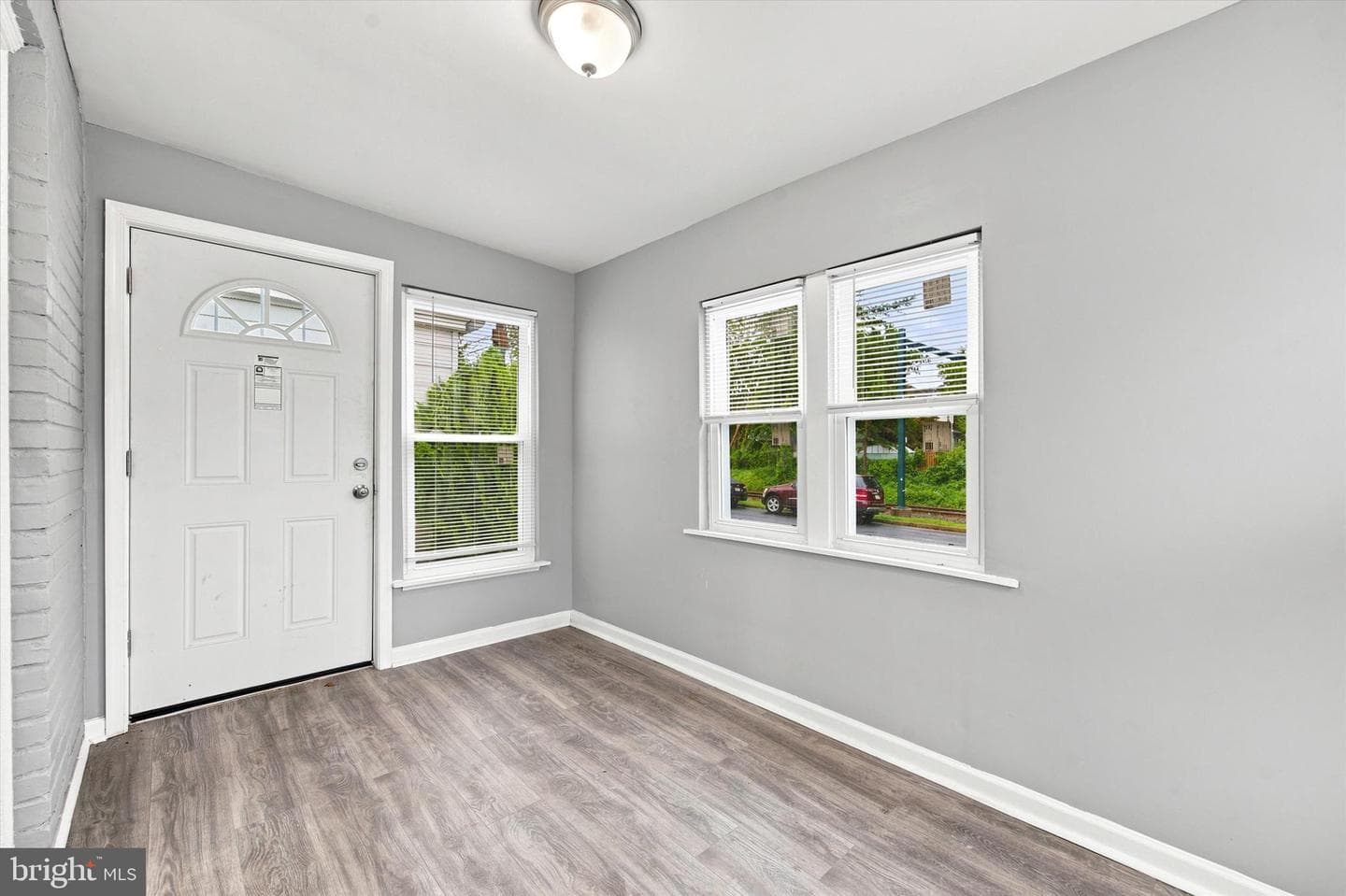 216 Woodlawn Avenue, Collingdale