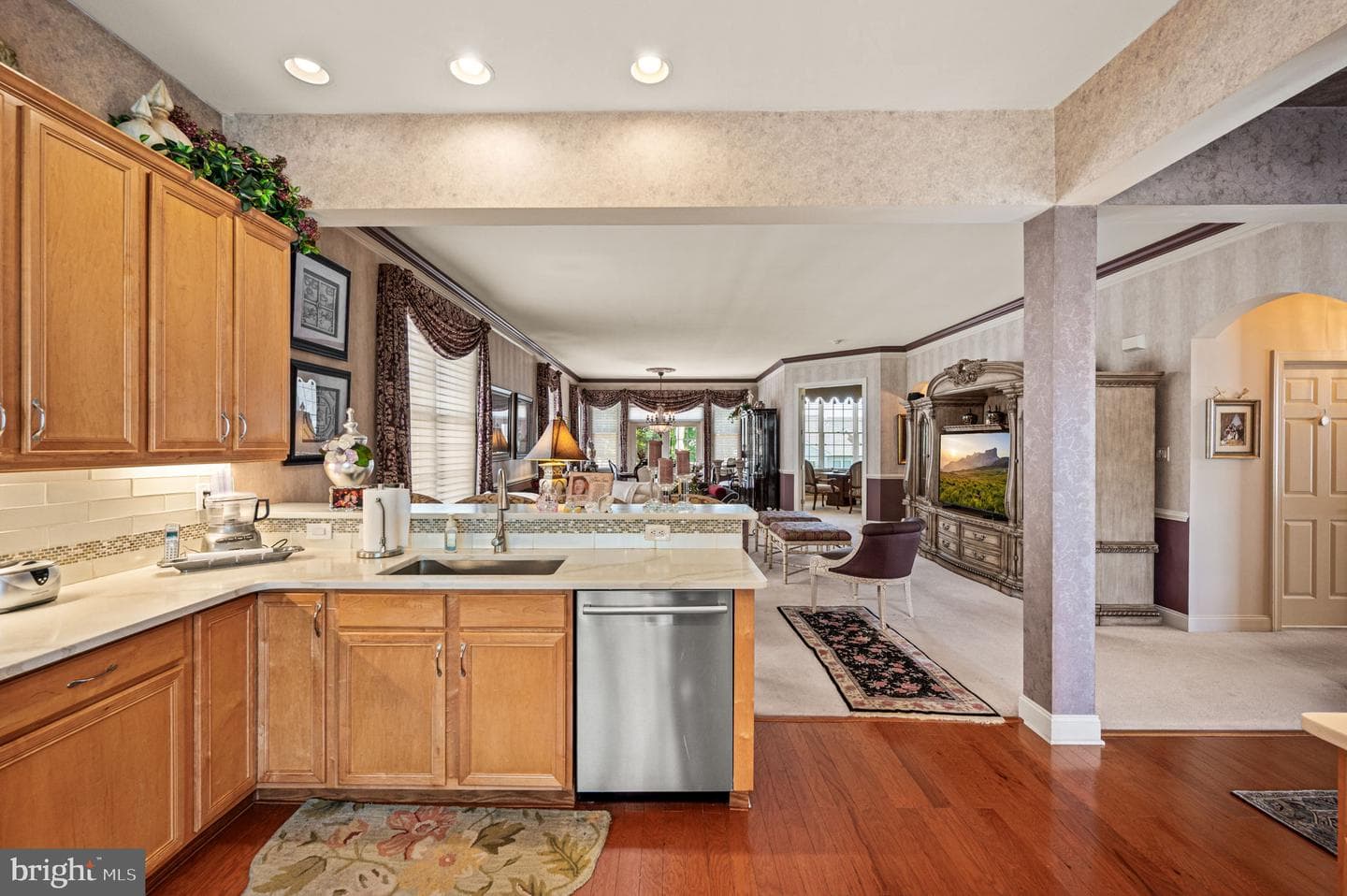 28 Hutton Lane photo 8