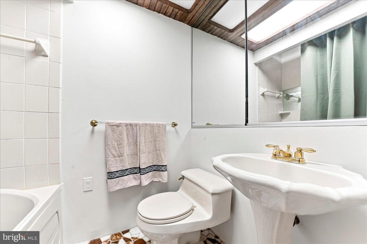 138 Rockwood Road photo 19