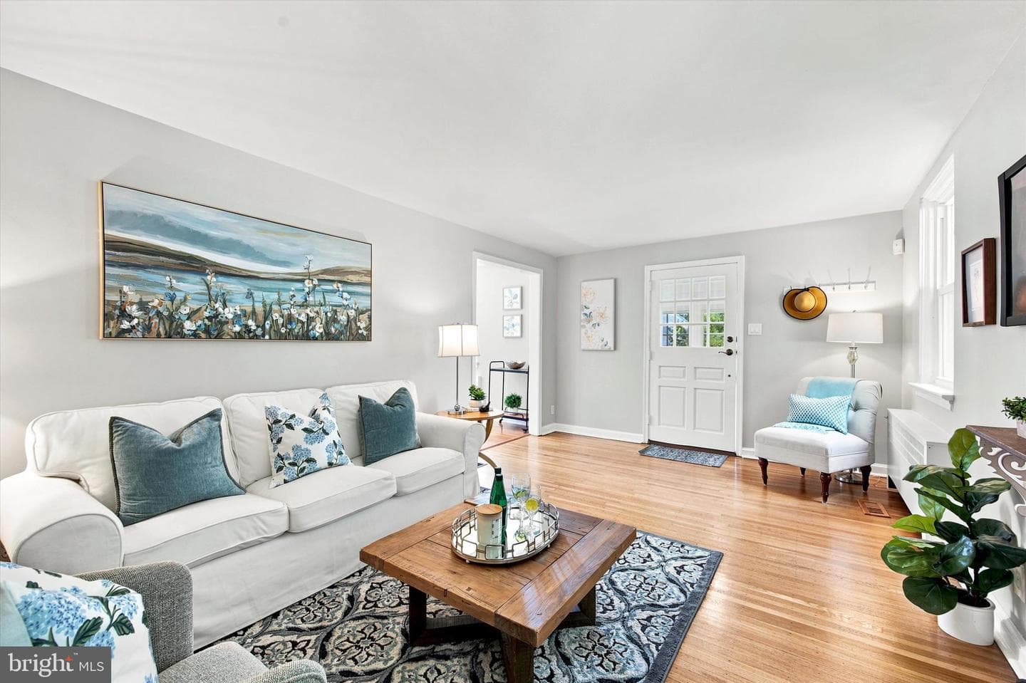 39 Myrtle Avenue photo 3