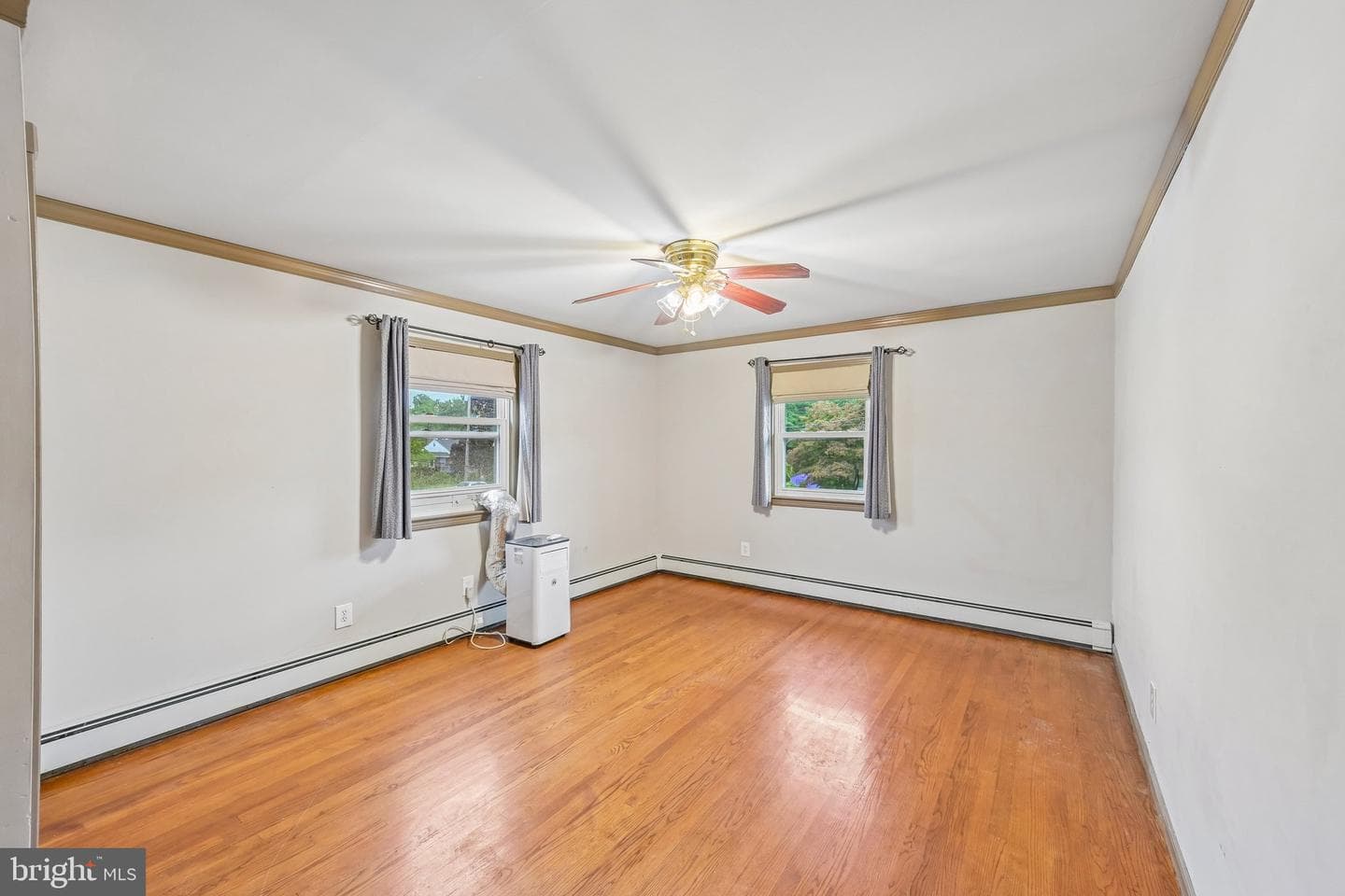 718 Agnes Avenue photo 25