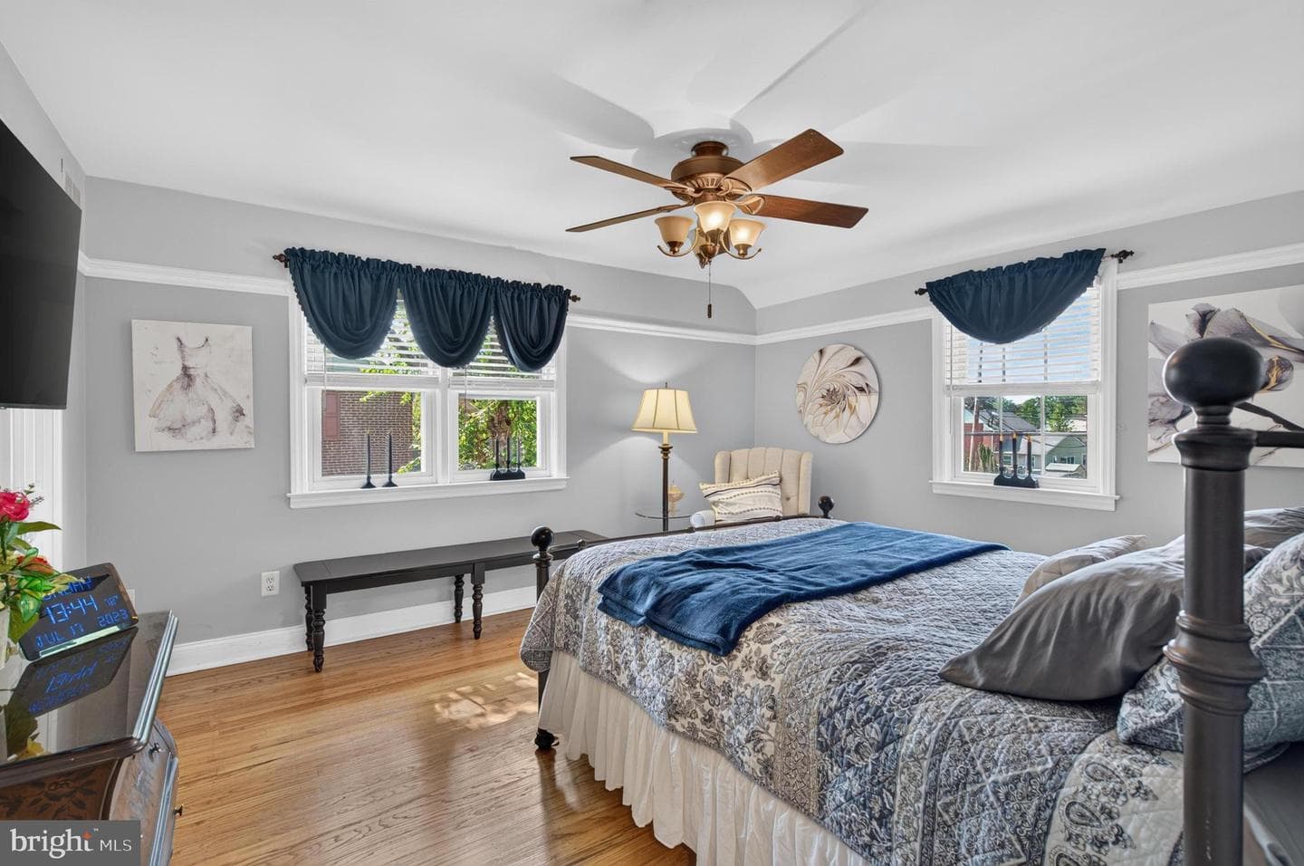 540 Hawarden Road photo 22