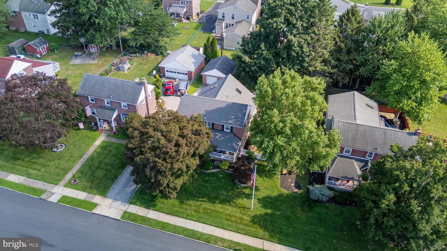 540 Hawarden Road photo 4